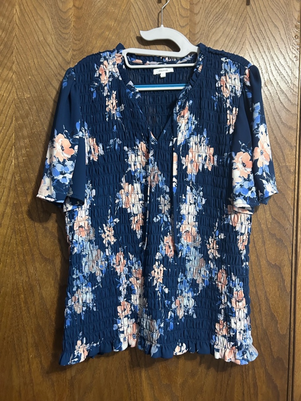 Maurices XXL Blue floral shirred smocked flutter sleeve - Picture 2 of 4